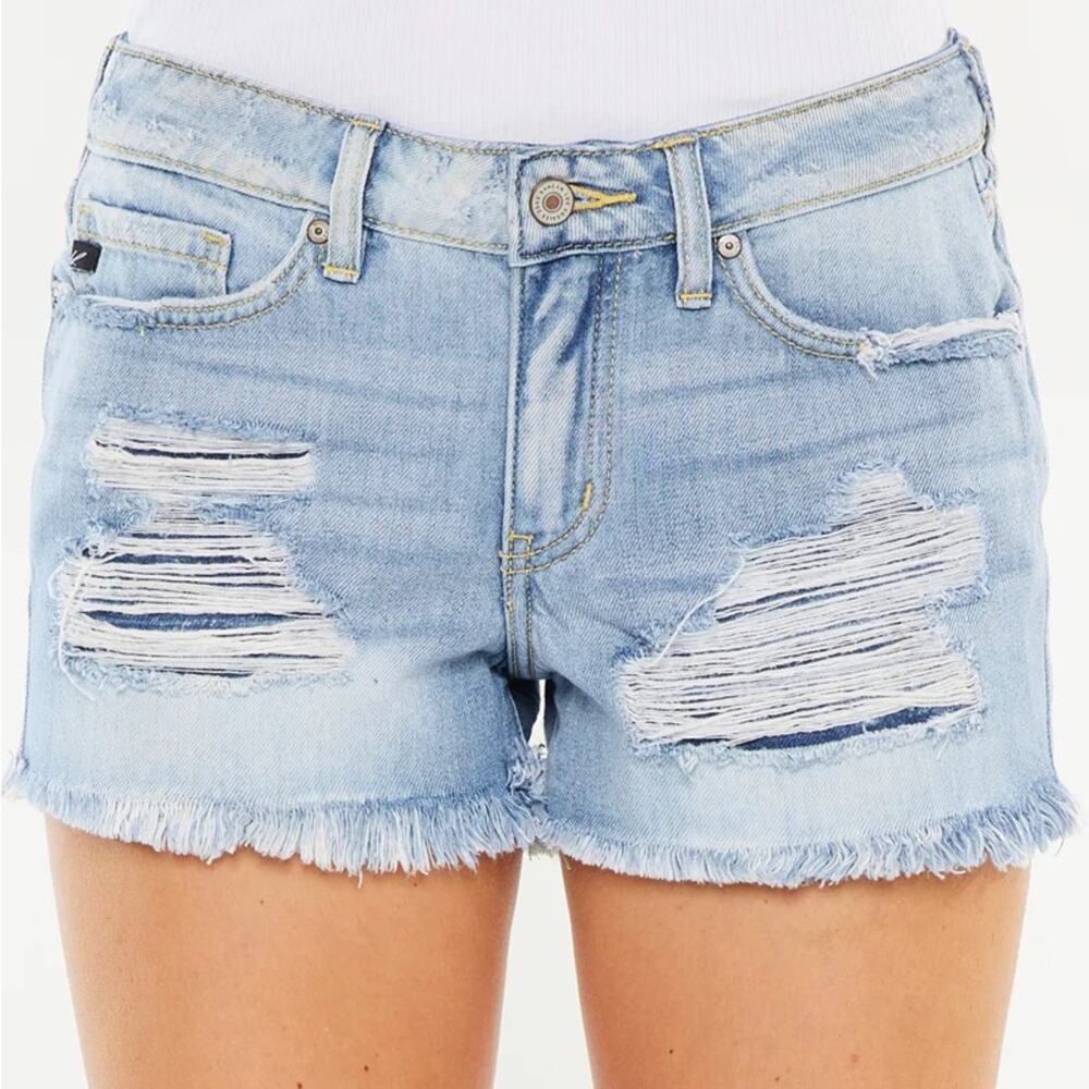 Kancan Women's High Rise Distressed Mom Shorts Light Wash Women SZ 27